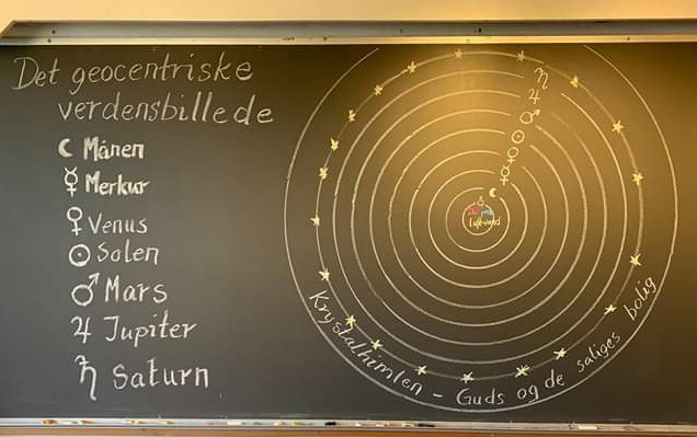 0_facebook_1558552892137~2